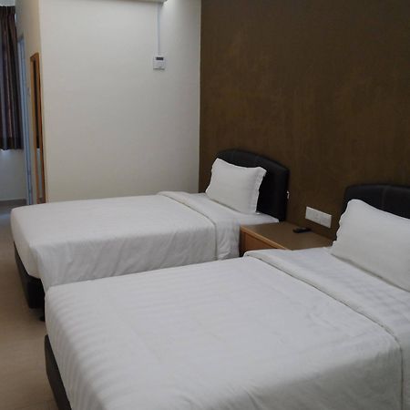 Hotel Grand Court Inn - Sungai Besar Exterior photo